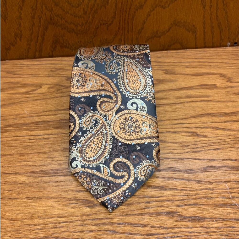 Paisley Men Tie